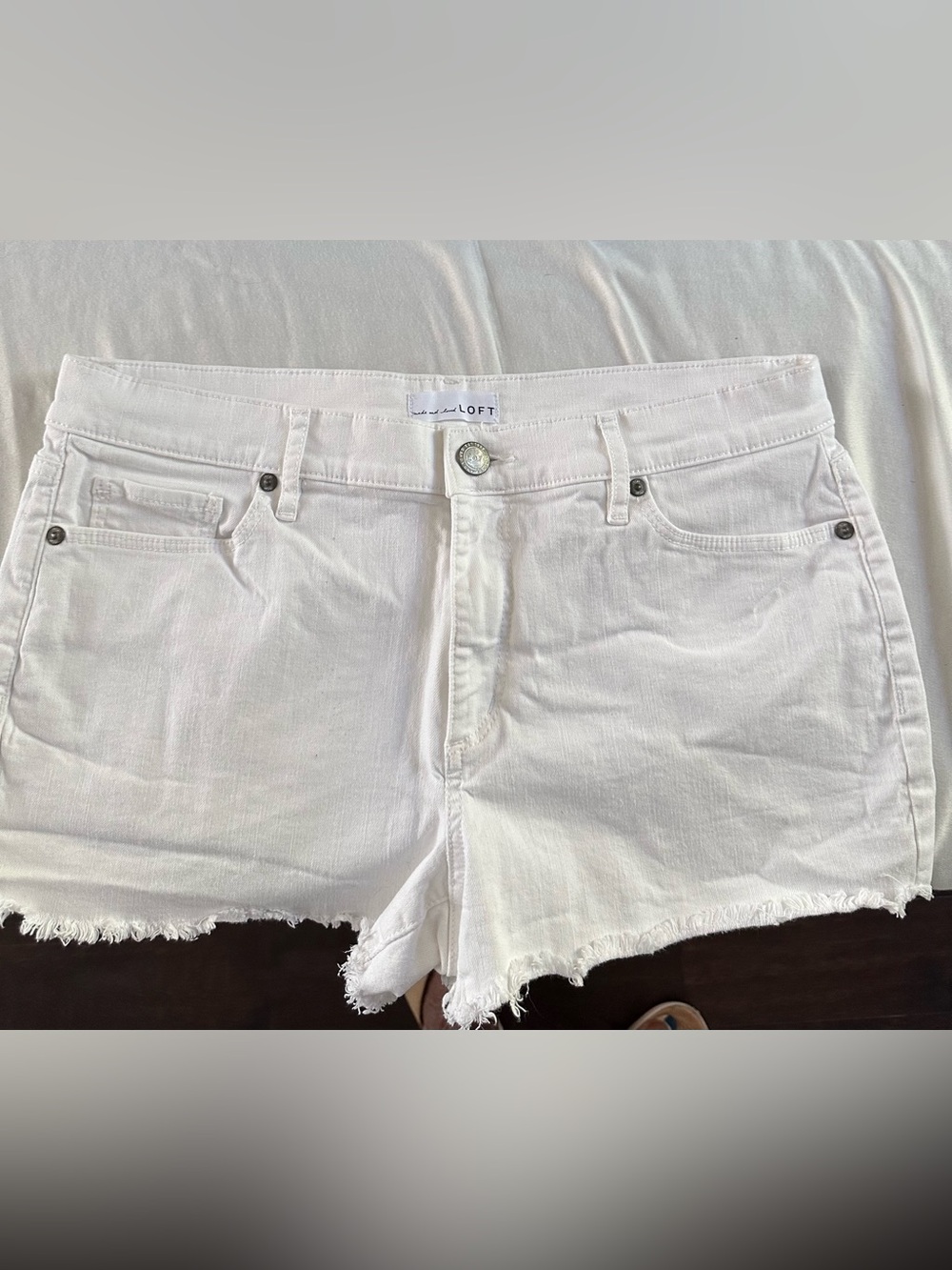 LOFT White Denim Cutoff Shorts Raw Hem Size 29